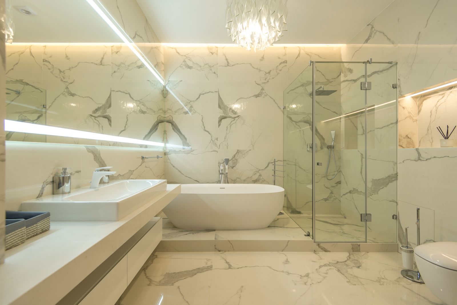 Renovated luxury bathroom in Dubai
